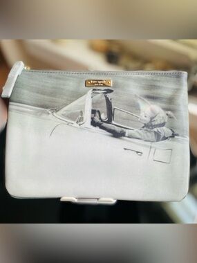 🔥RARE COLLECTIBLE Kate Spade gray Wristlet with Lillian Bassman print NWT🔥